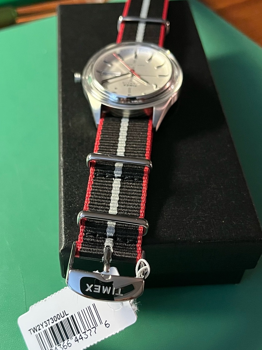 Timex Marlin Silver Dial Watch - Picture 2 of 7